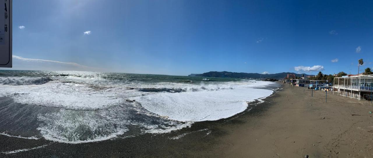 Il Nido Del Gabbiano Appartement Savona Buitenkant foto